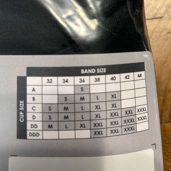 Destination Maternity Seamless Nursing Active Tank Top, Size XL - Picture 7 of 9